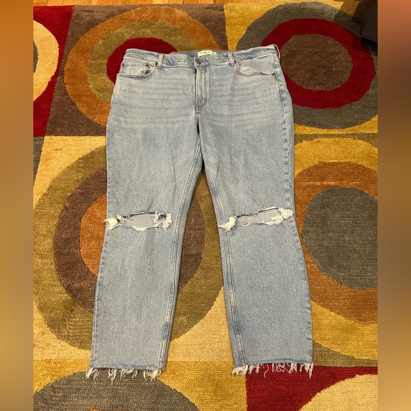 Abercrombie & Fitch The Skinny High Rise Jeans Light Wash Cropped Size 18 Short - Picture 1 of 5